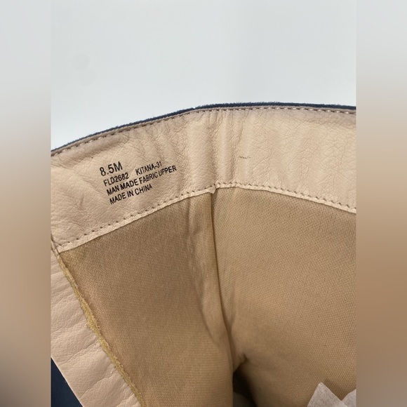 Cape Robbin Kitana Faux  Pointed Pearl Boots - Picture 7 of 11